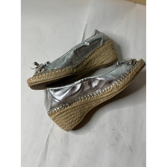 Tignanello TGNAIF3 Wedge Espadrilles Tan Silver Size 6.5M Peep Toe Comfort - Picture 9 of 10